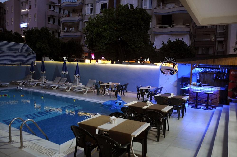 Diamond Hotell