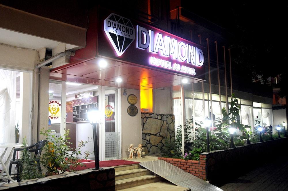 Diamond Hotell